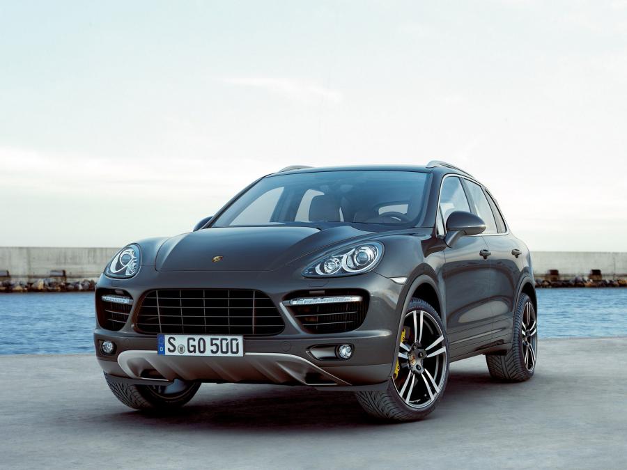 Porsche Cayenne Turbo '2011